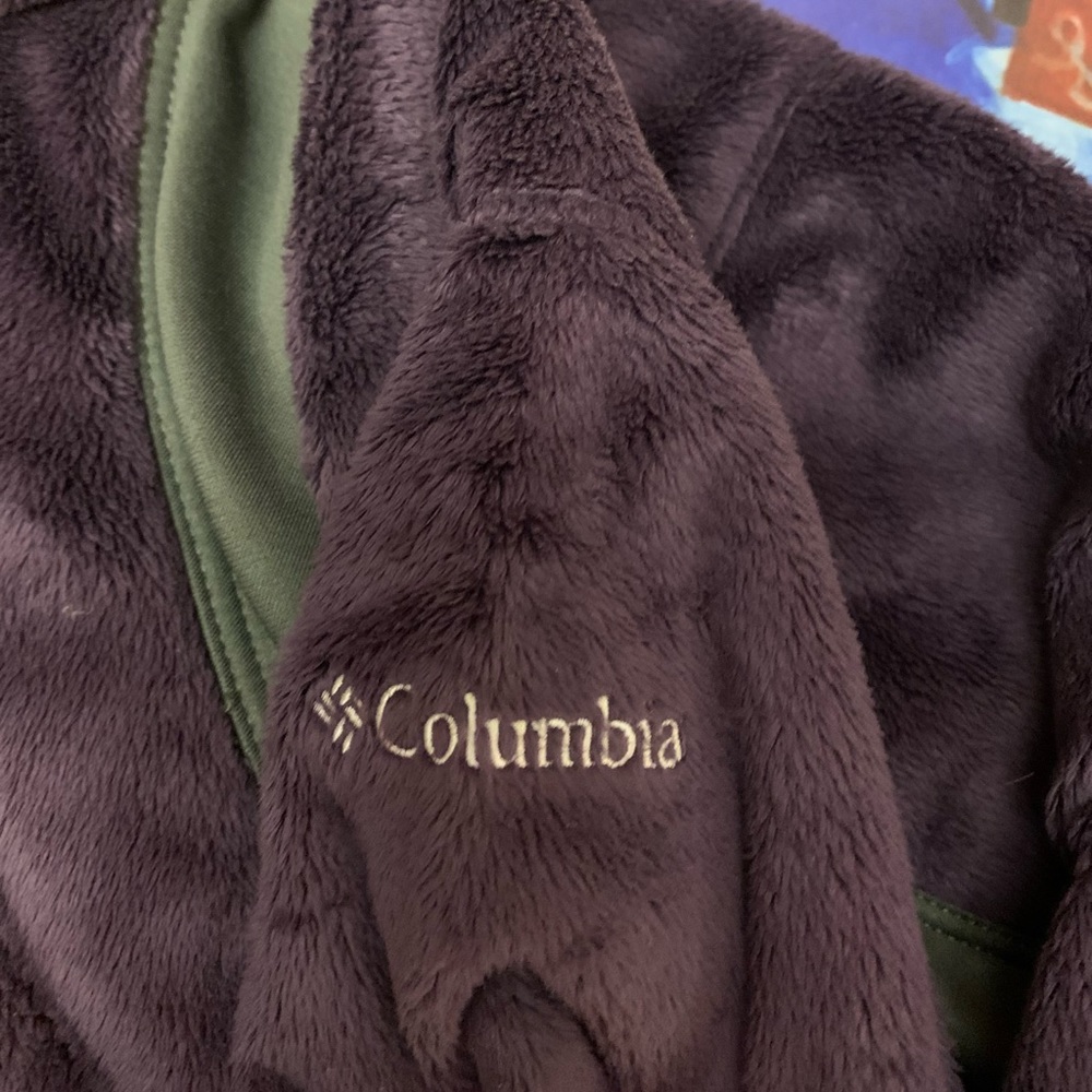 Columbia mixed media plush athletic jacket. Size XS. - Picture 8 of 10